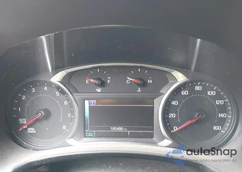 2018 Chevrolet Equinox Premier z USA, uszkodzony, nr VIN 2GNAXVEV3J6239544